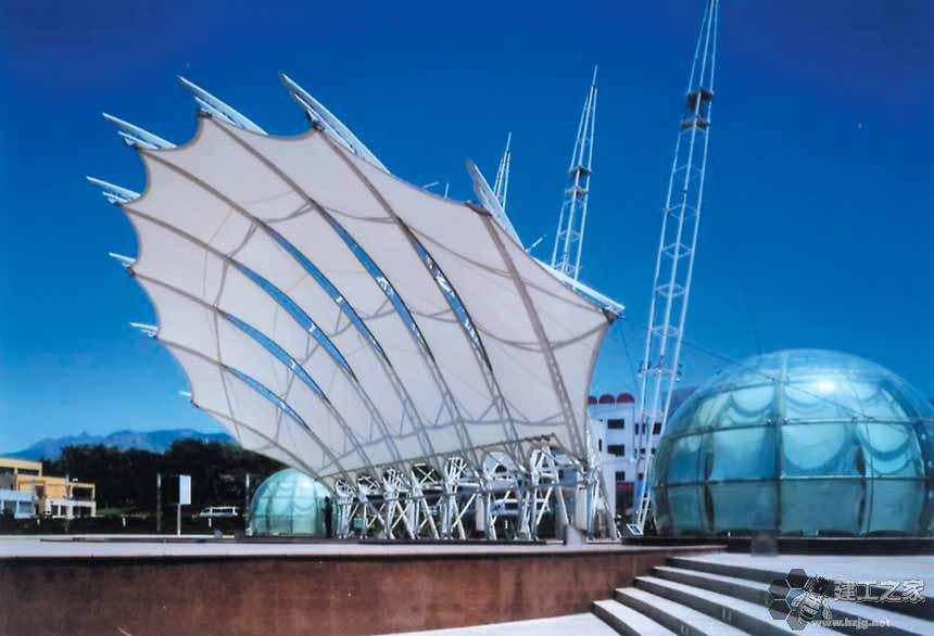 万宁车棚膜结构网架